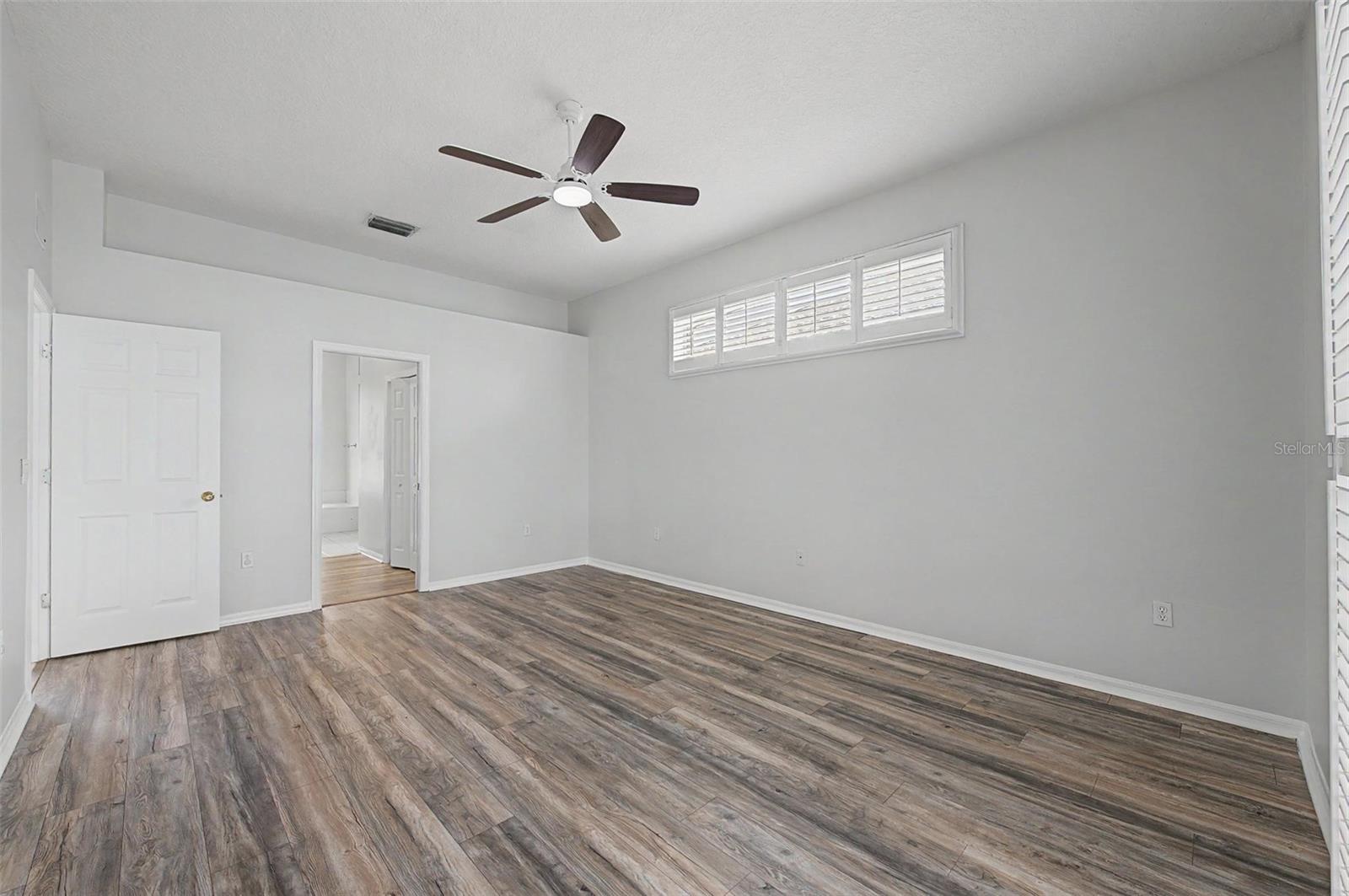 4332 SWIFT CIR — photo 20