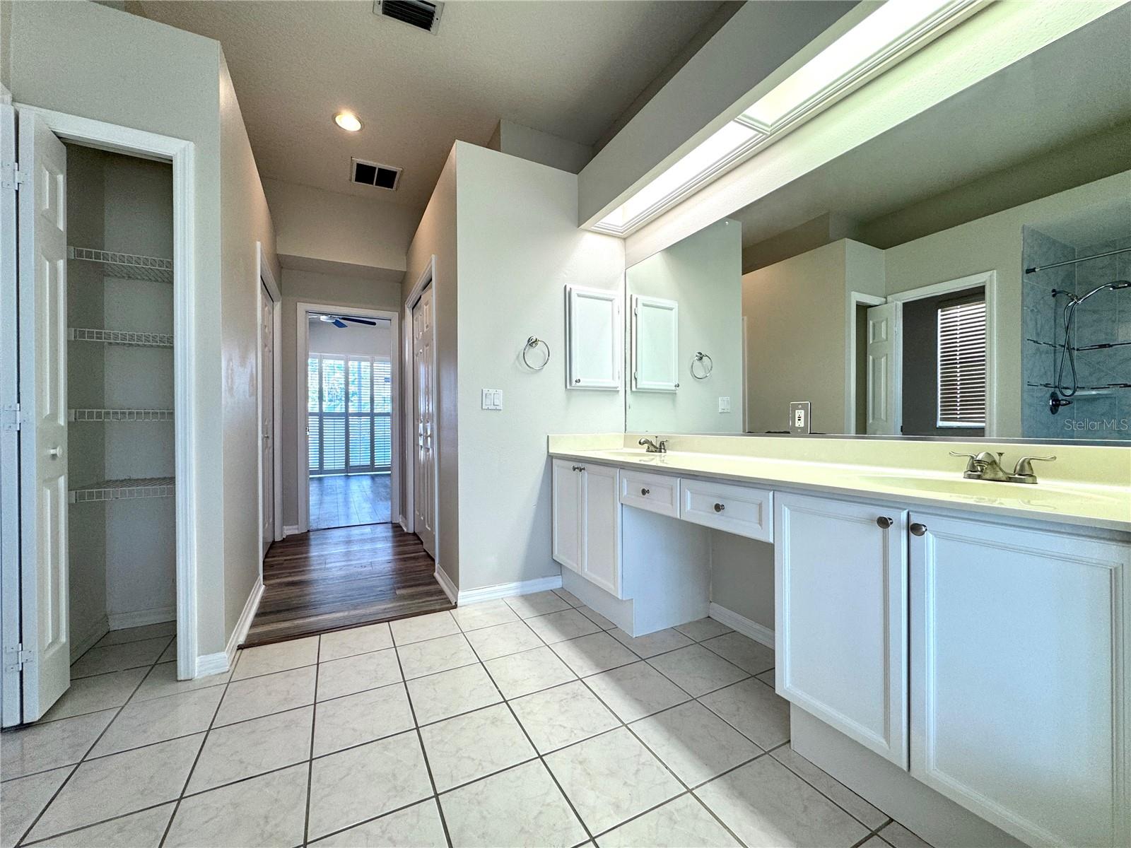 4332 SWIFT CIR — photo 26