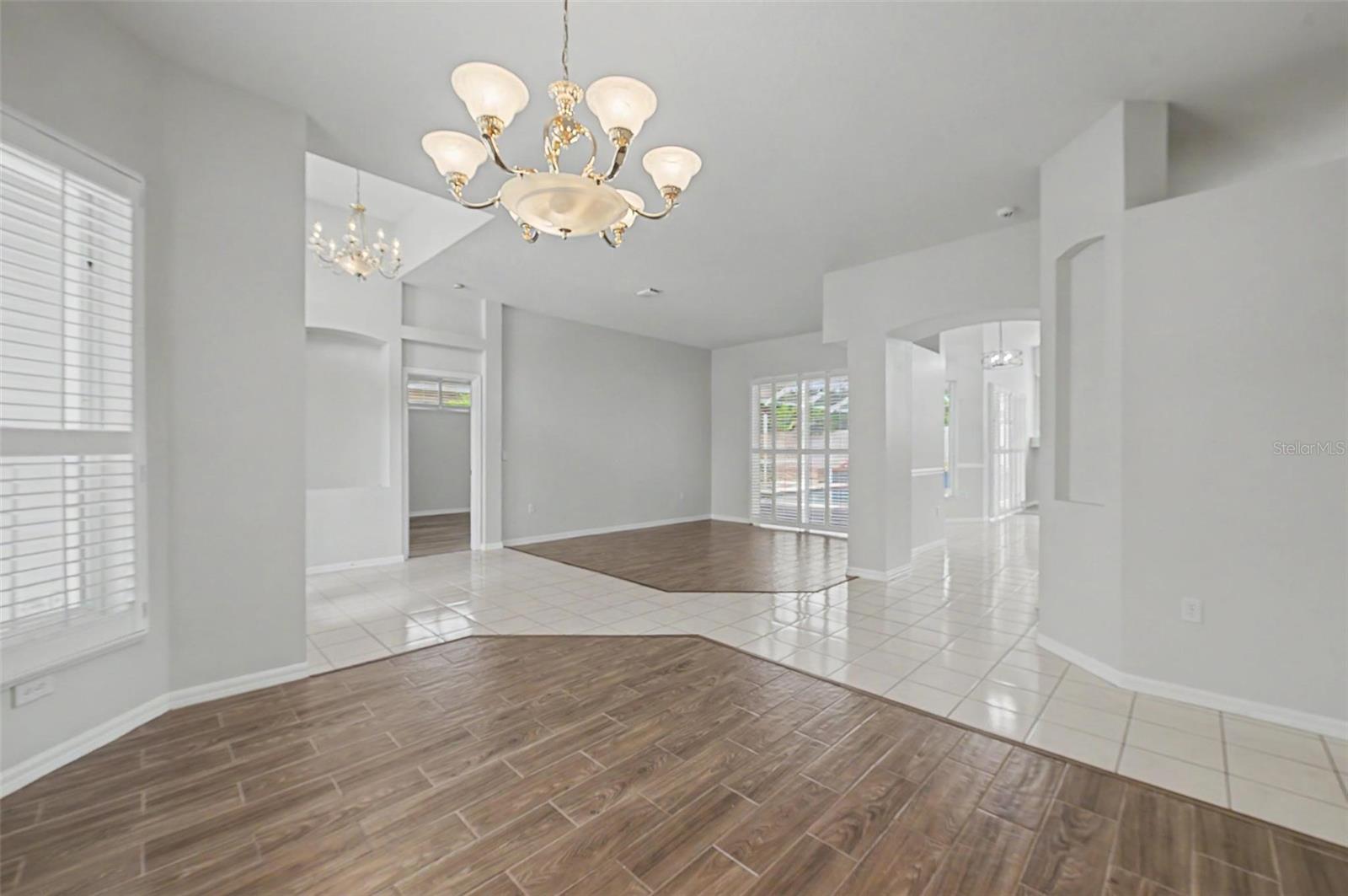 4332 SWIFT CIR — photo 10