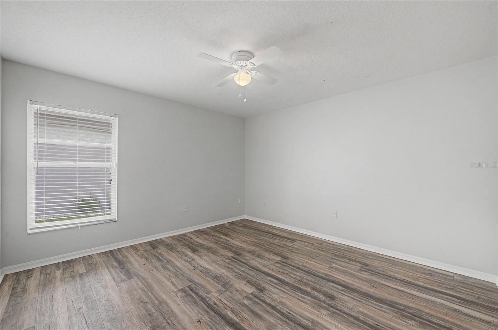 4332 SWIFT CIR — photo 28