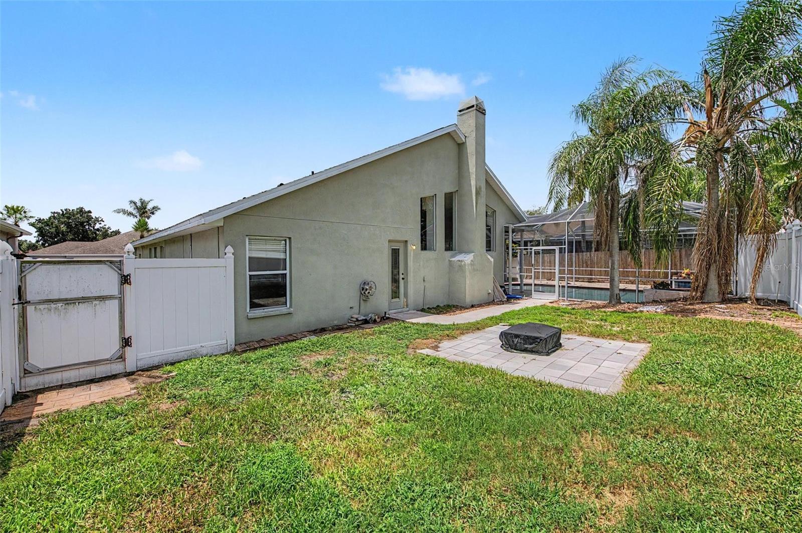 4332 SWIFT CIR — photo 39