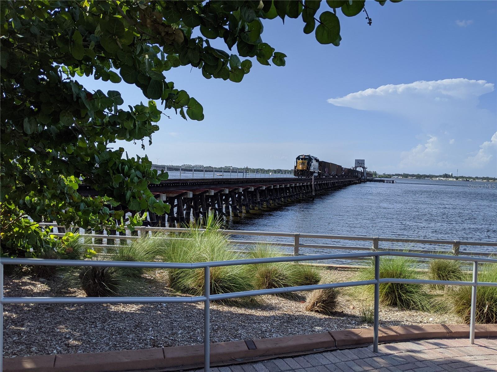 3714 LAKE BAYSHORE DR #K-418 — photo 31