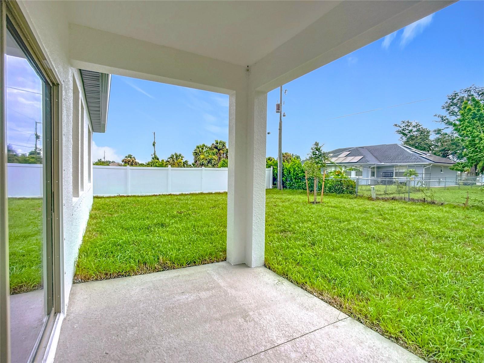 1211 S SAN MATEO DR — photo 45