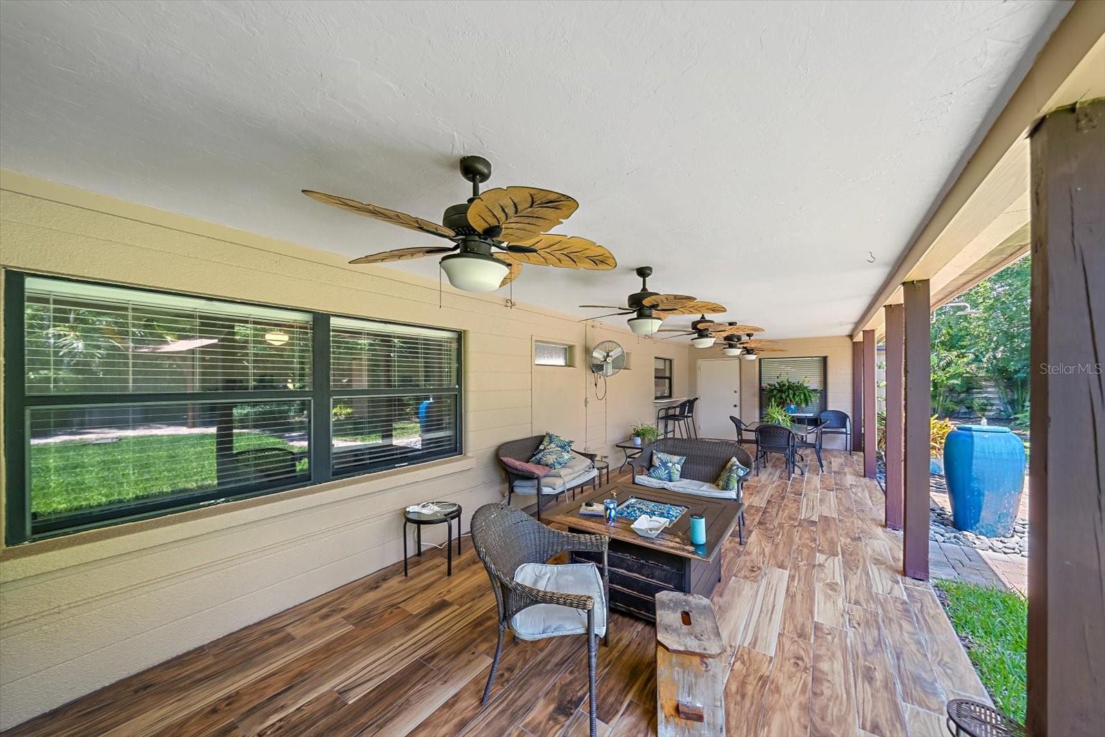 2462 CLEMATIS ST — photo 33