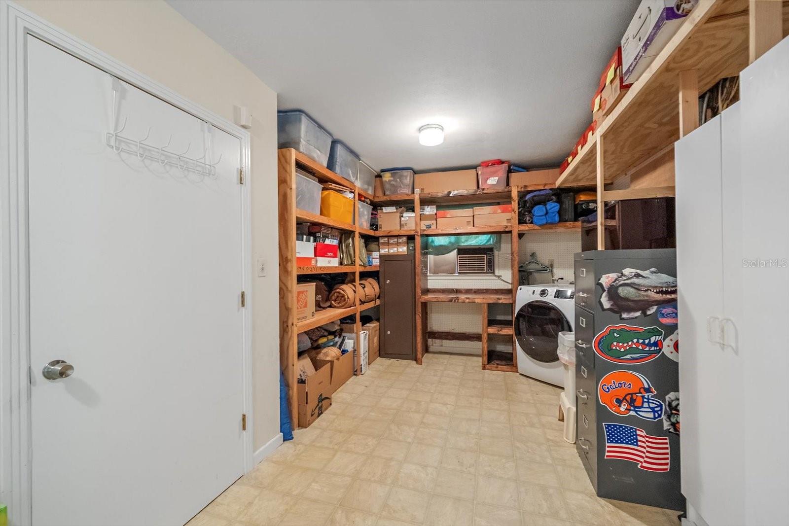 2462 CLEMATIS ST — photo 44