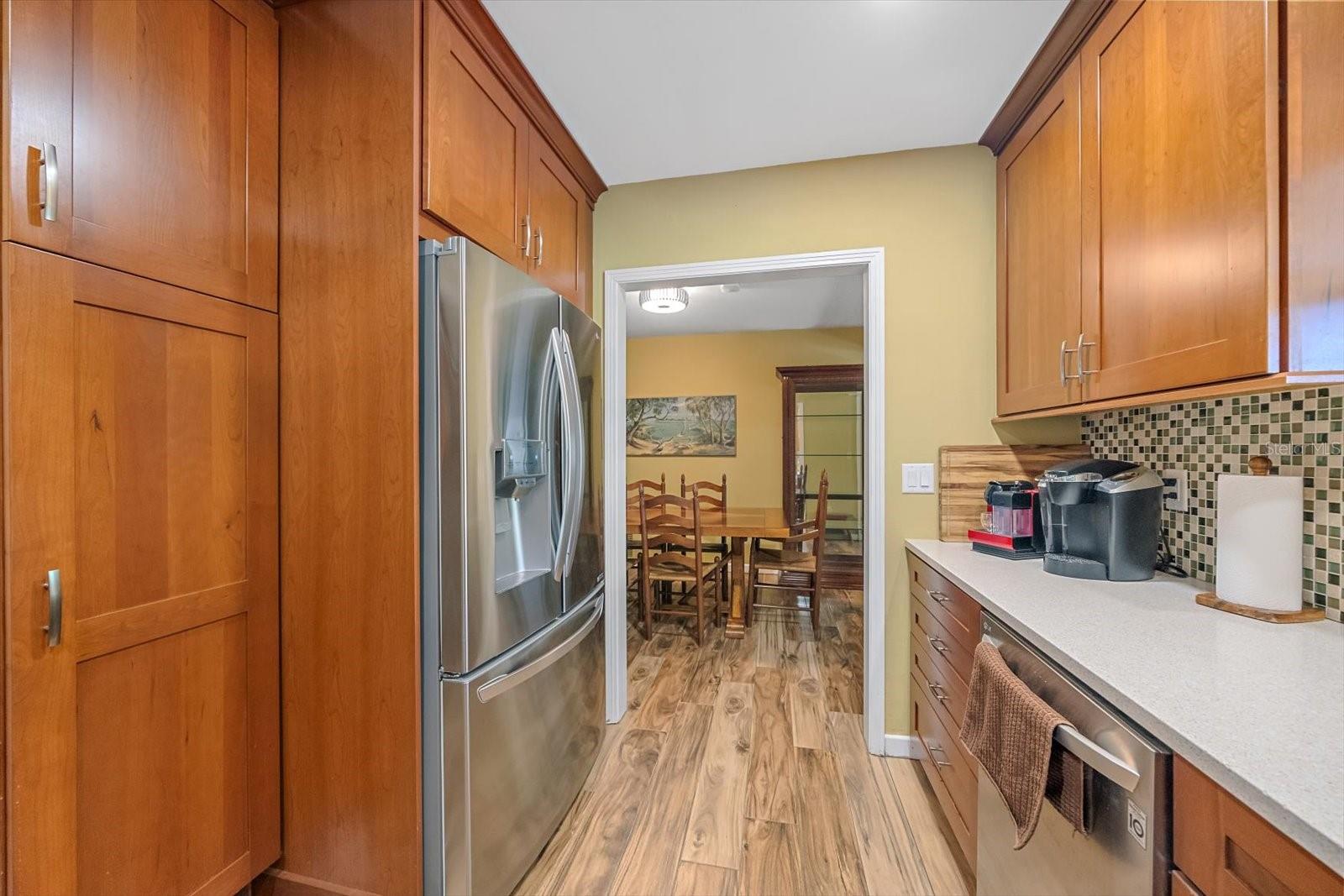 2462 CLEMATIS ST — photo 17