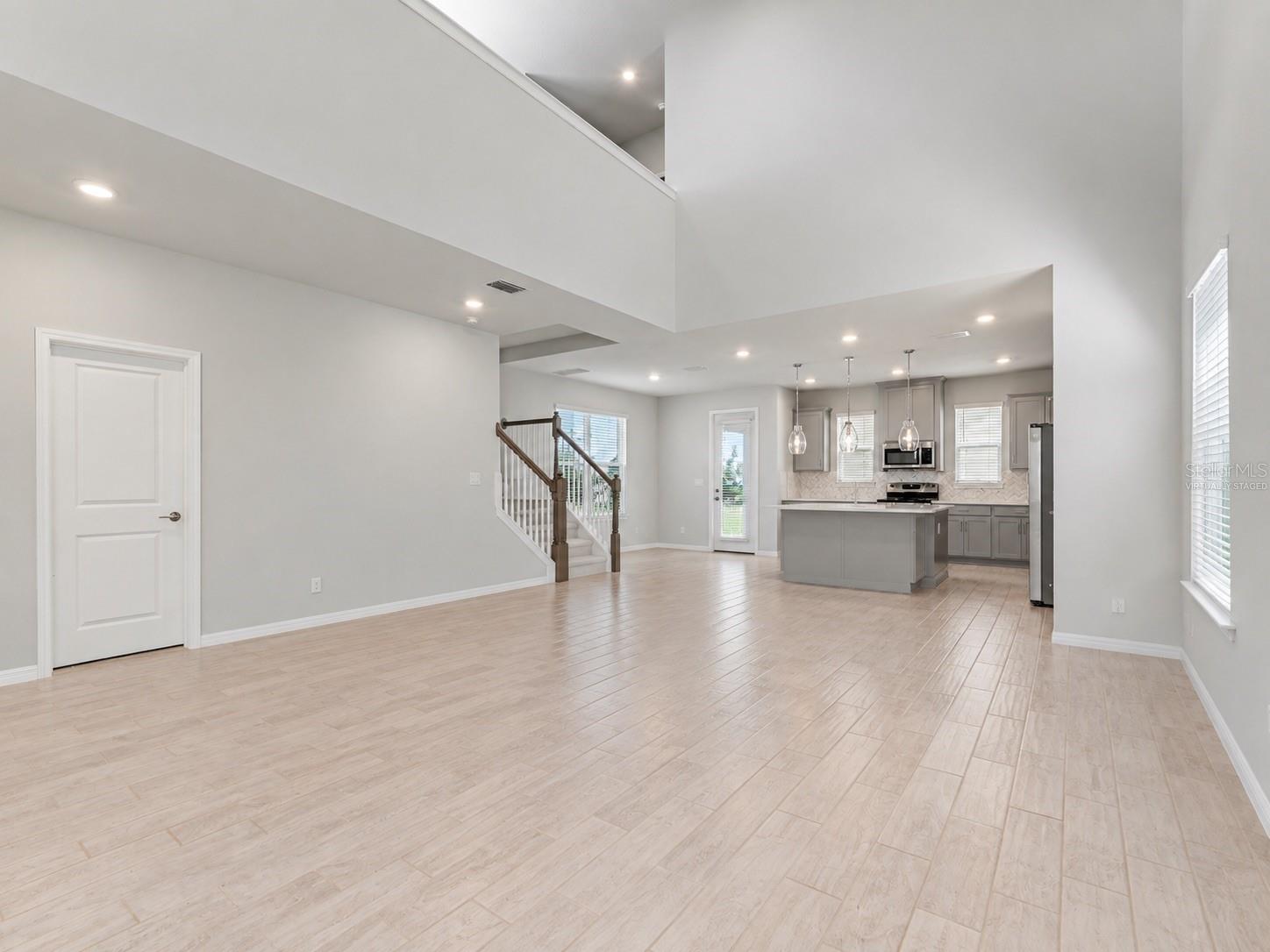 13631 RANGELAND BLVD — photo 22