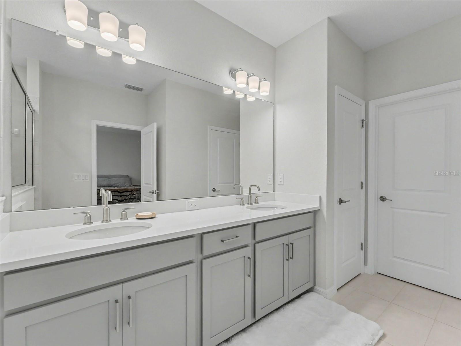 13631 RANGELAND BLVD — photo 39