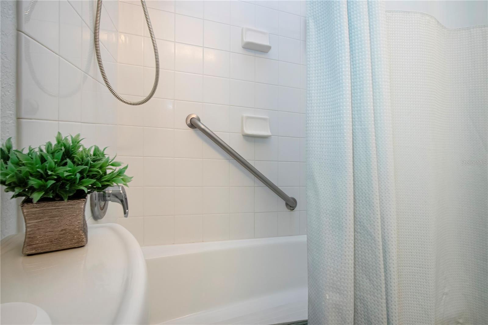 611 DESTINY DR #403 — photo 27