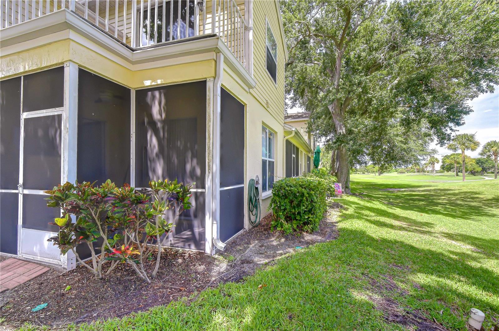 1050 STARKEY RD #2105 — photo 10