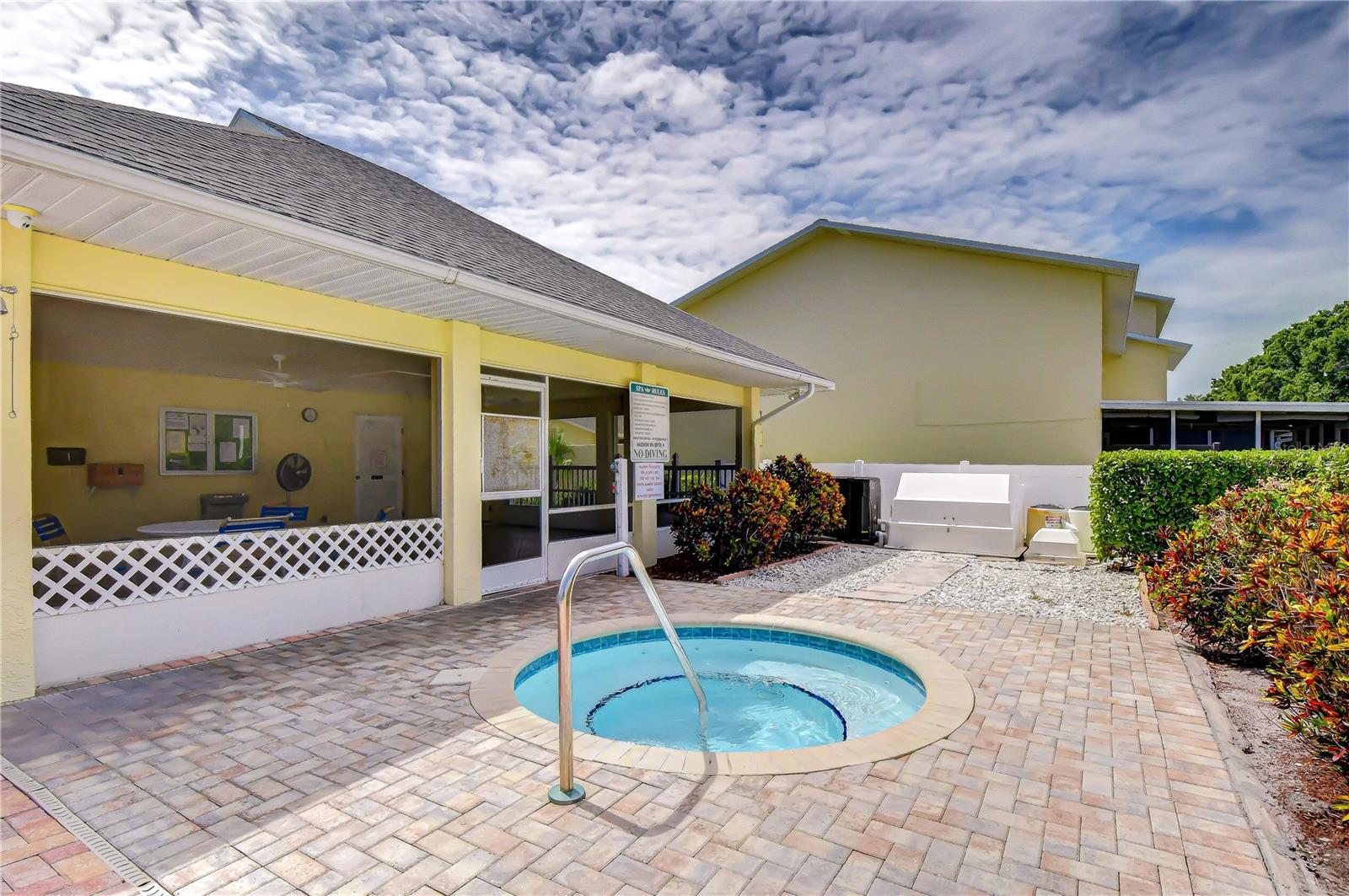 1050 STARKEY RD #2105 — photo 26