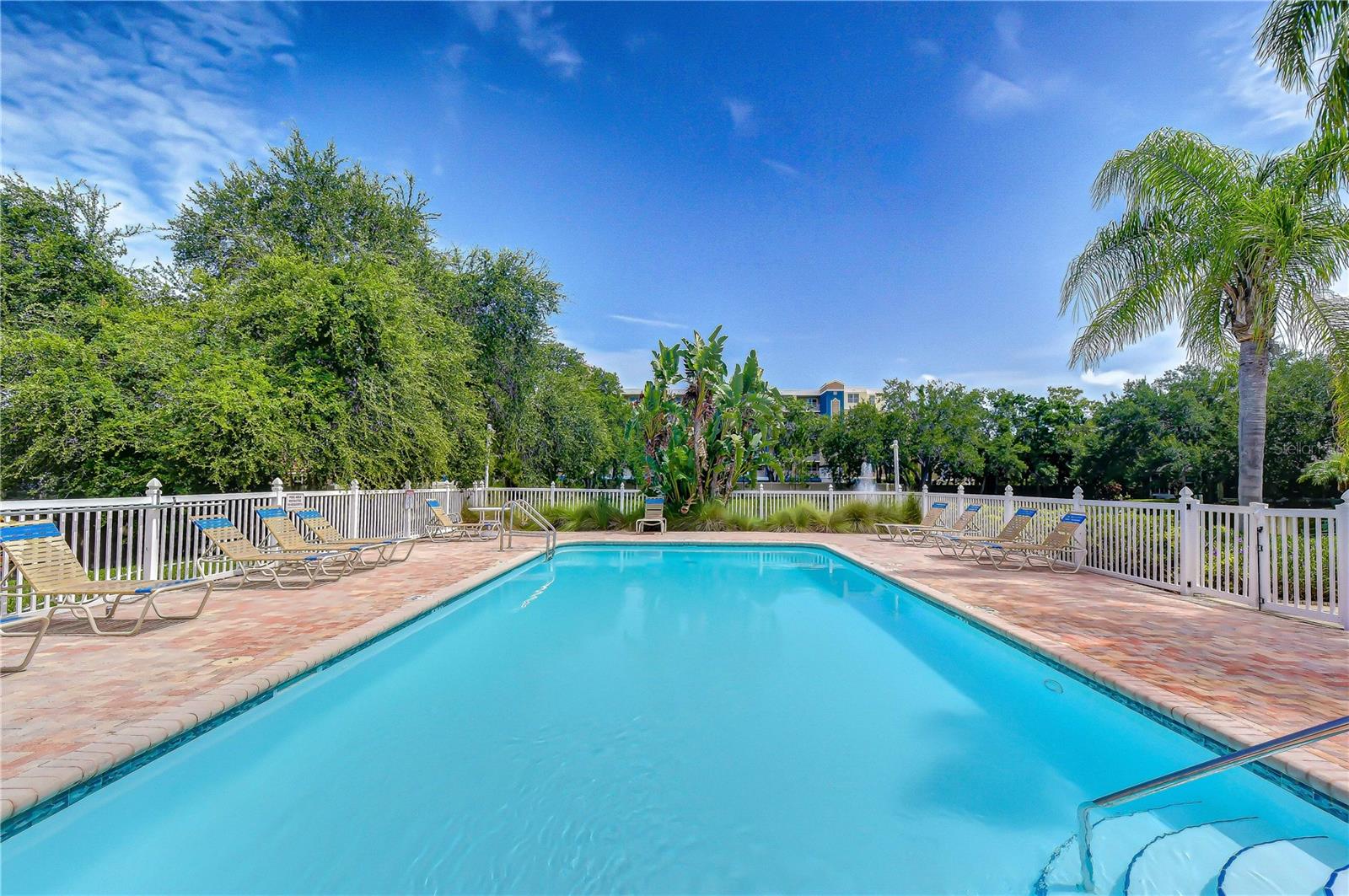 1050 STARKEY RD #2105 — photo 25