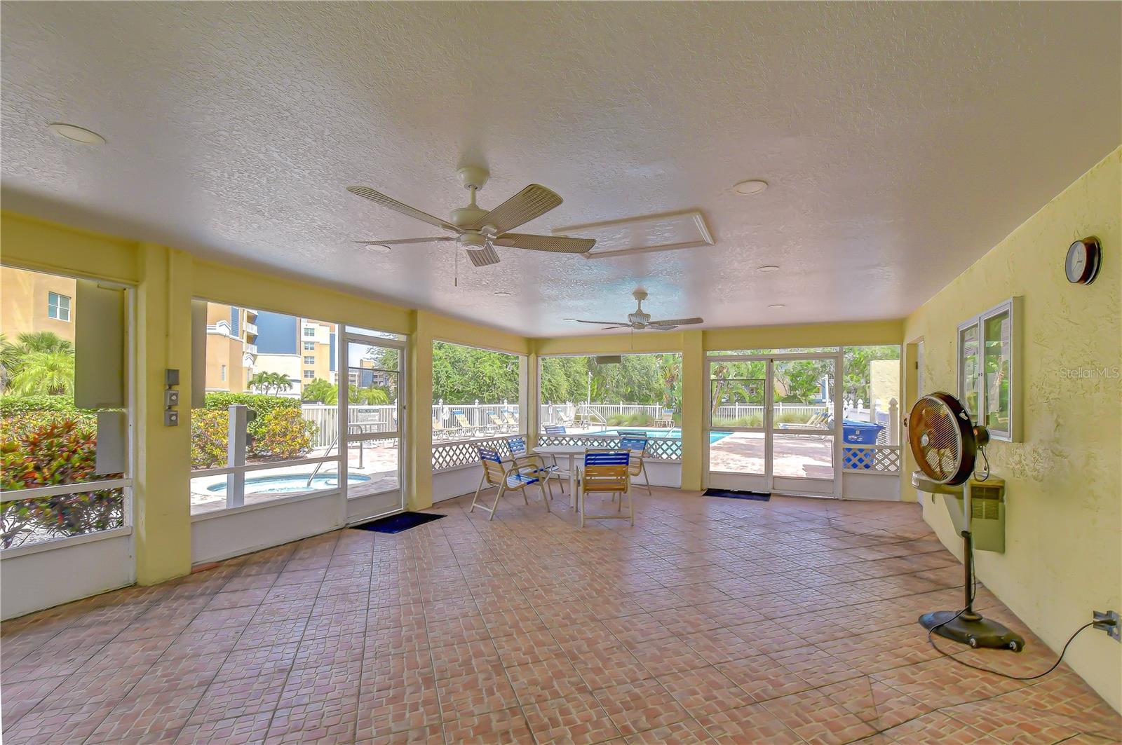 1050 STARKEY RD #2105 — photo 29