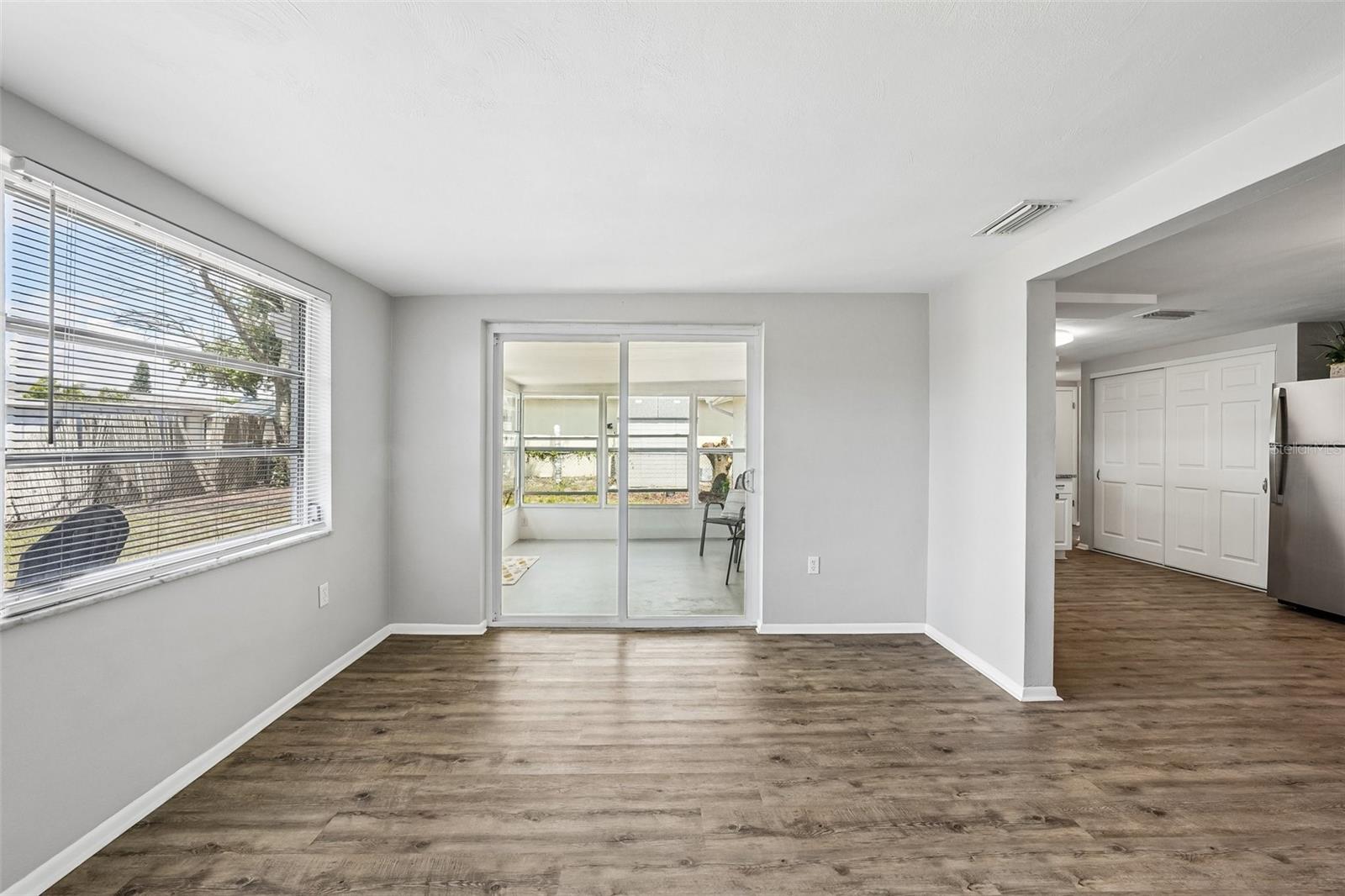 7215 MAYFIELD DR — photo 19