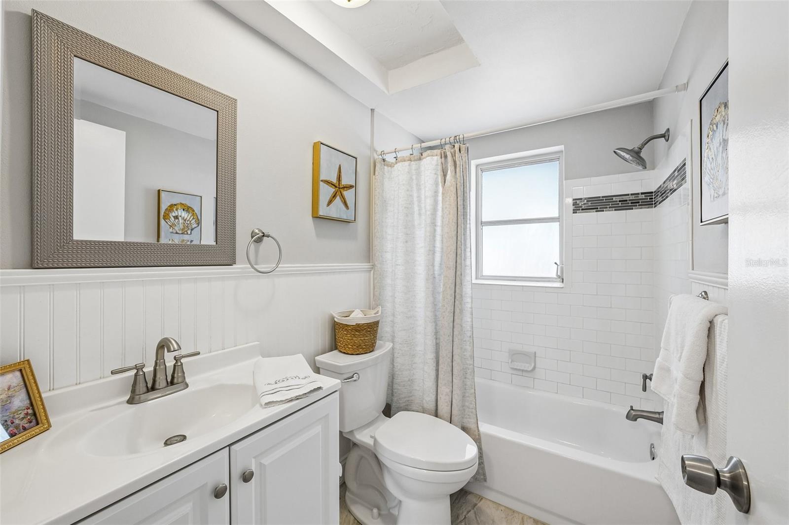7215 MAYFIELD DR — photo 8