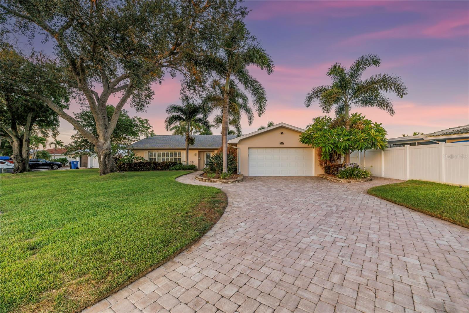 1820 TANGLEWOOD DR NE — photo 54