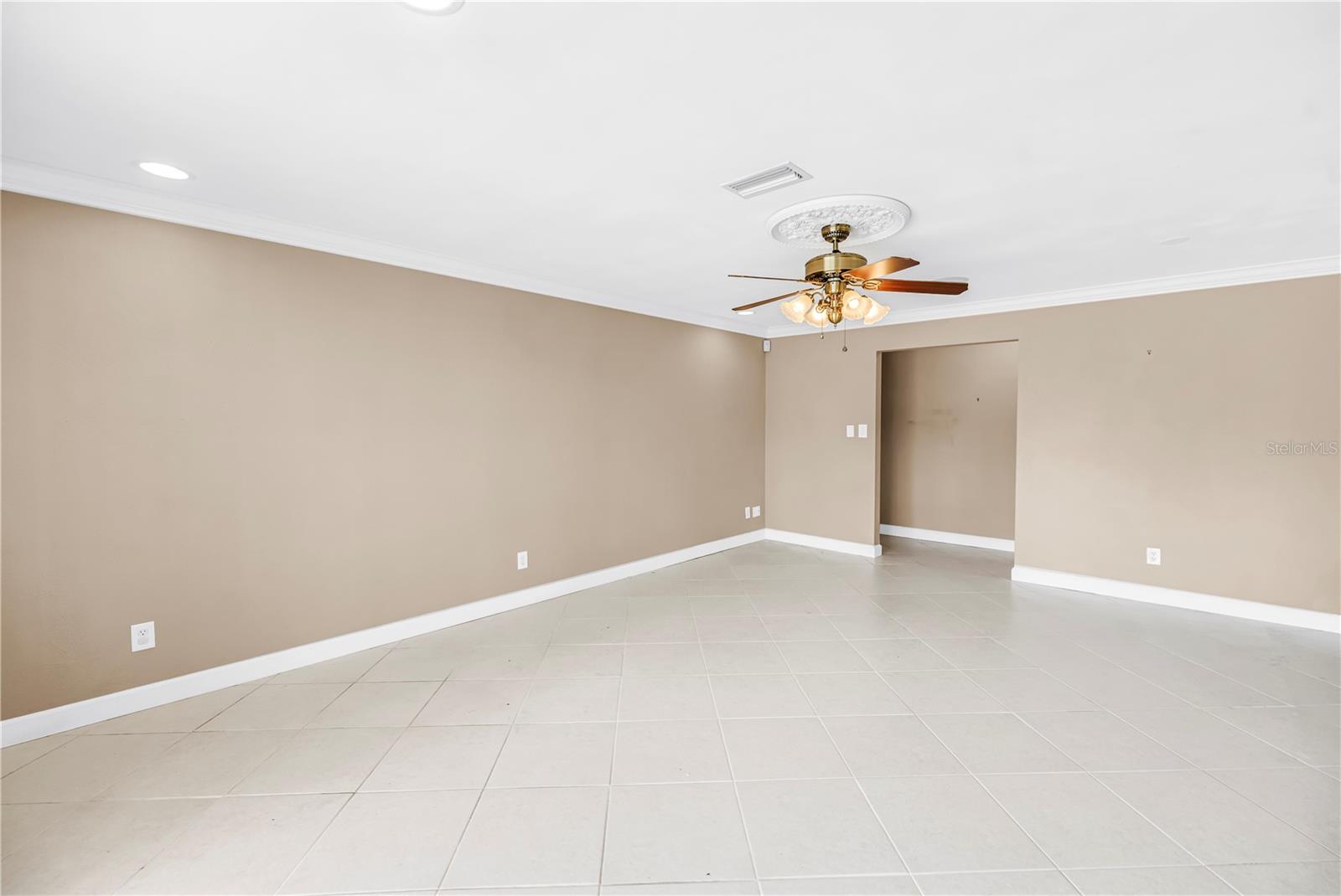 1820 TANGLEWOOD DR NE — photo 20