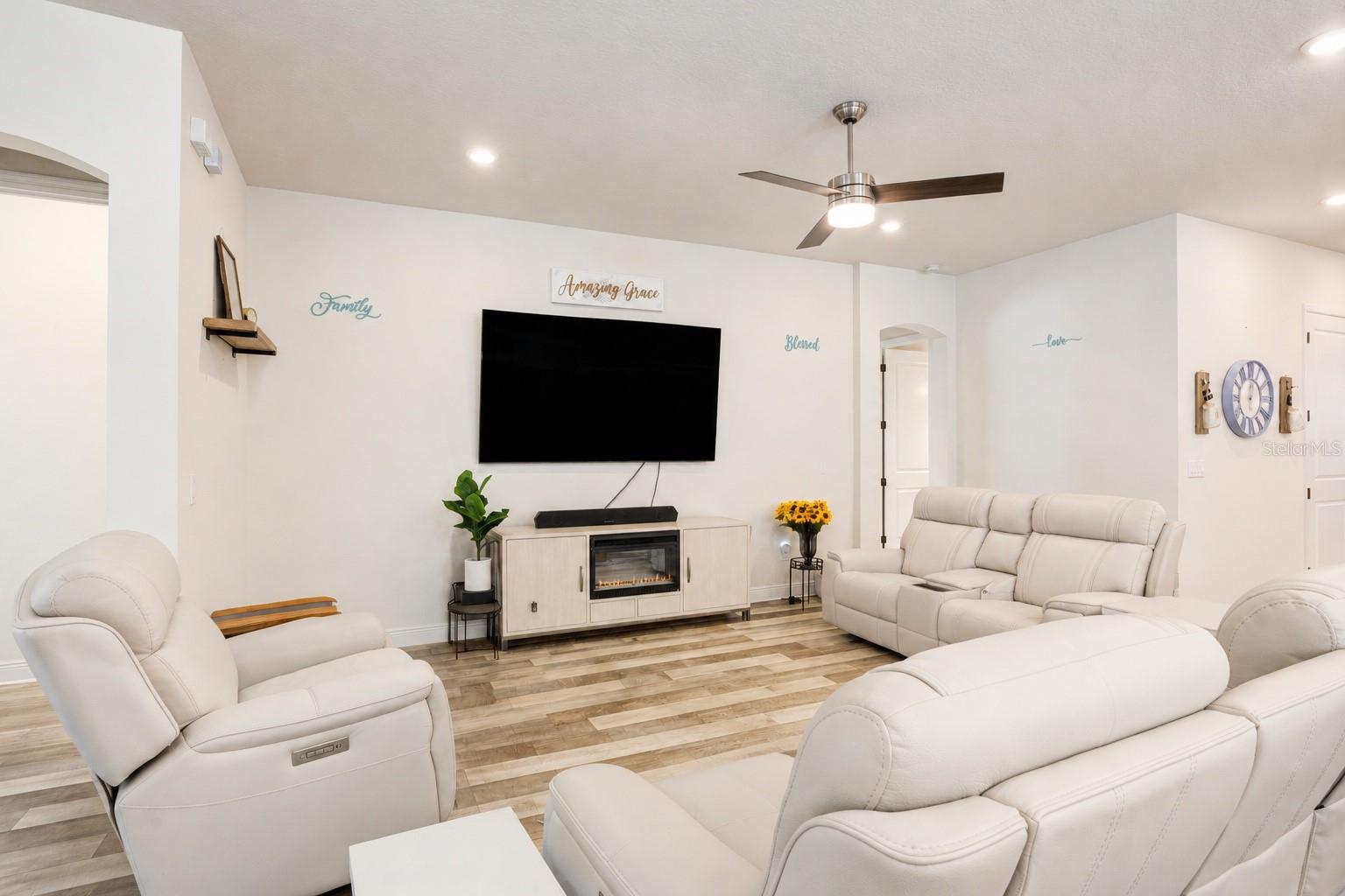 5285 TWINFLOWER LN — photo 17