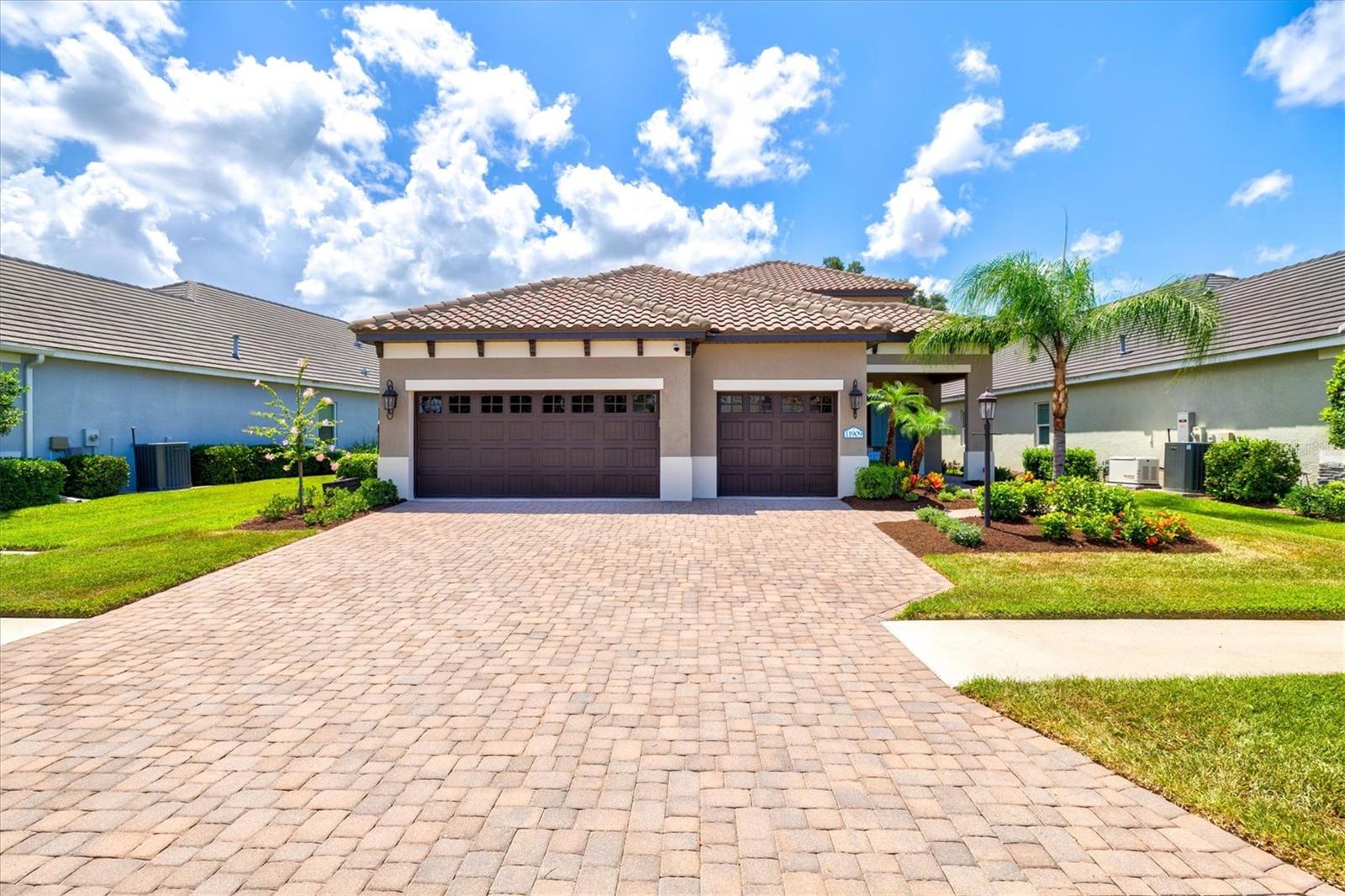 11909 HUNTERS CREEK RD — photo 4