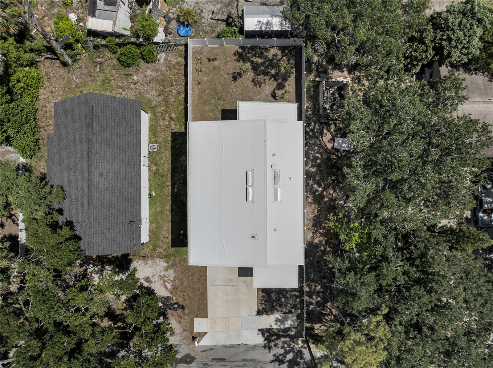 2404 CASSELL — photo 28