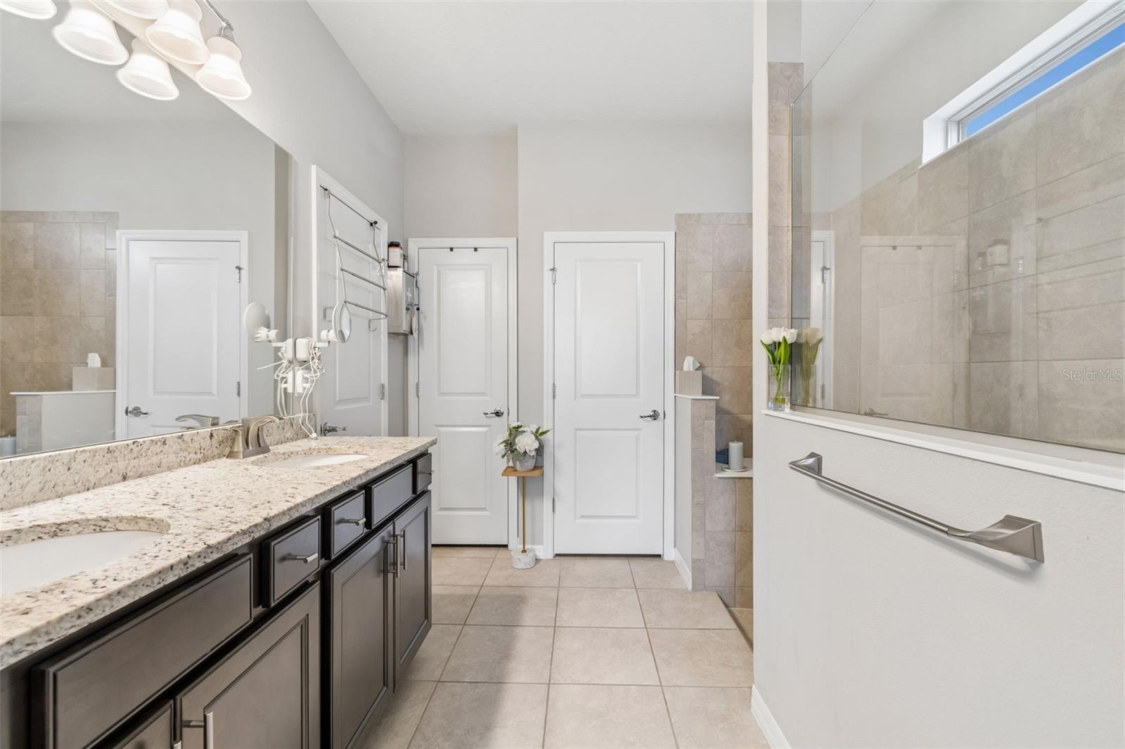 7930 OLIVE BROOK DR — photo 20