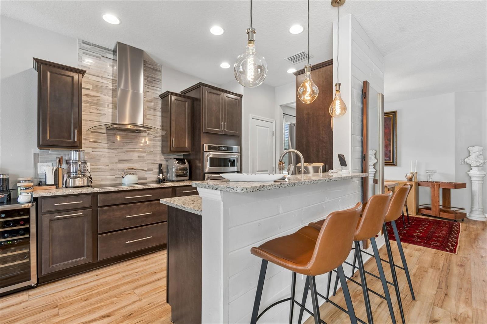 7930 OLIVE BROOK DR — photo 8
