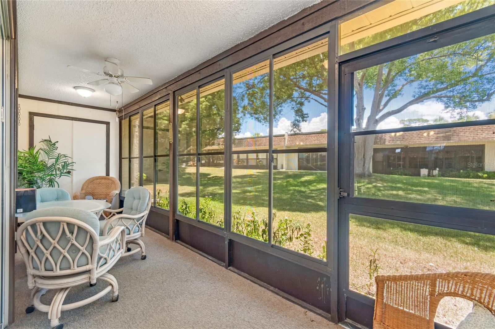11340 CARRIAGE HILL DR #4 — photo 5