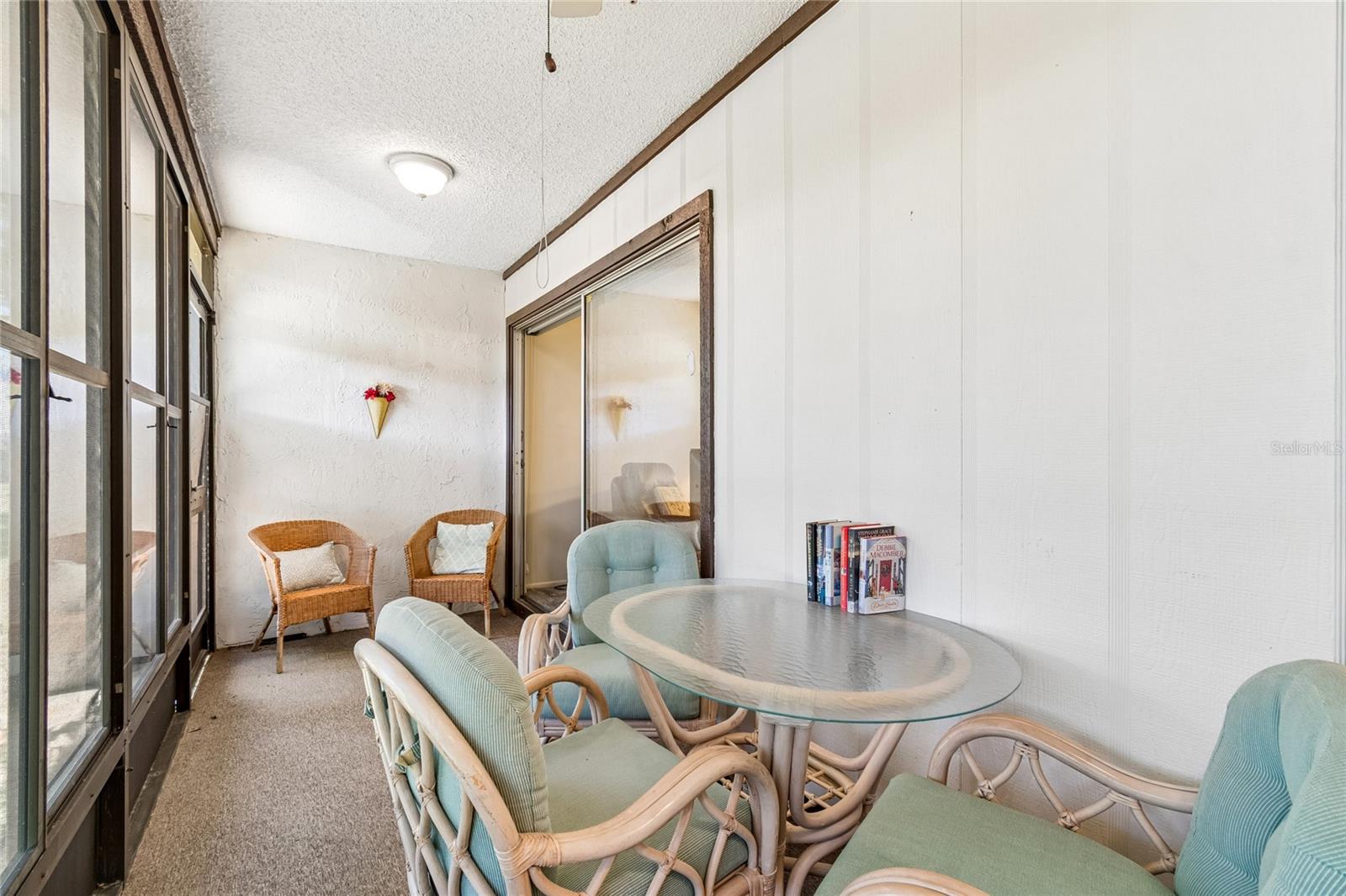11340 CARRIAGE HILL DR #4 — photo 18