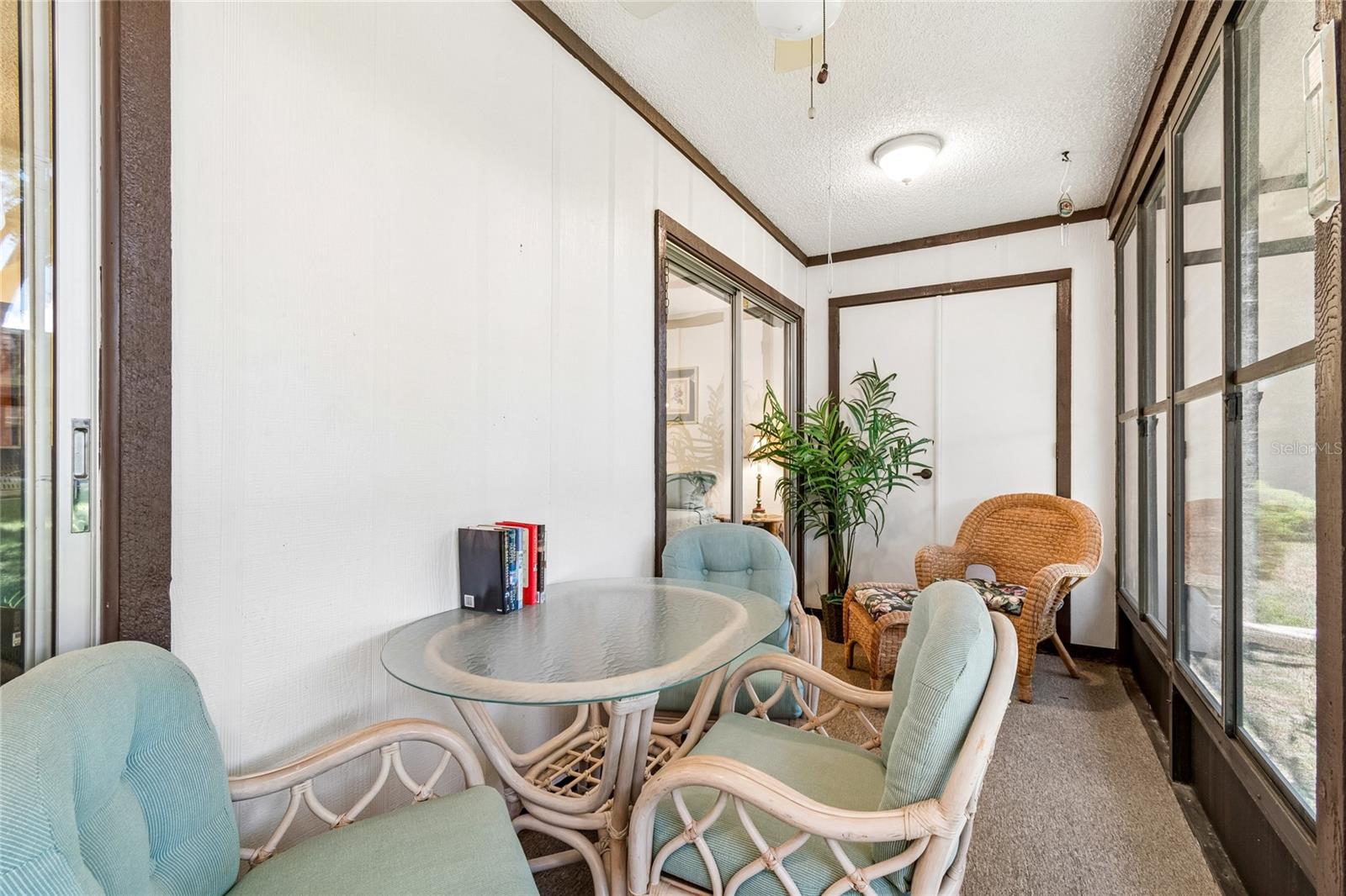 11340 CARRIAGE HILL DR #4 — photo 19