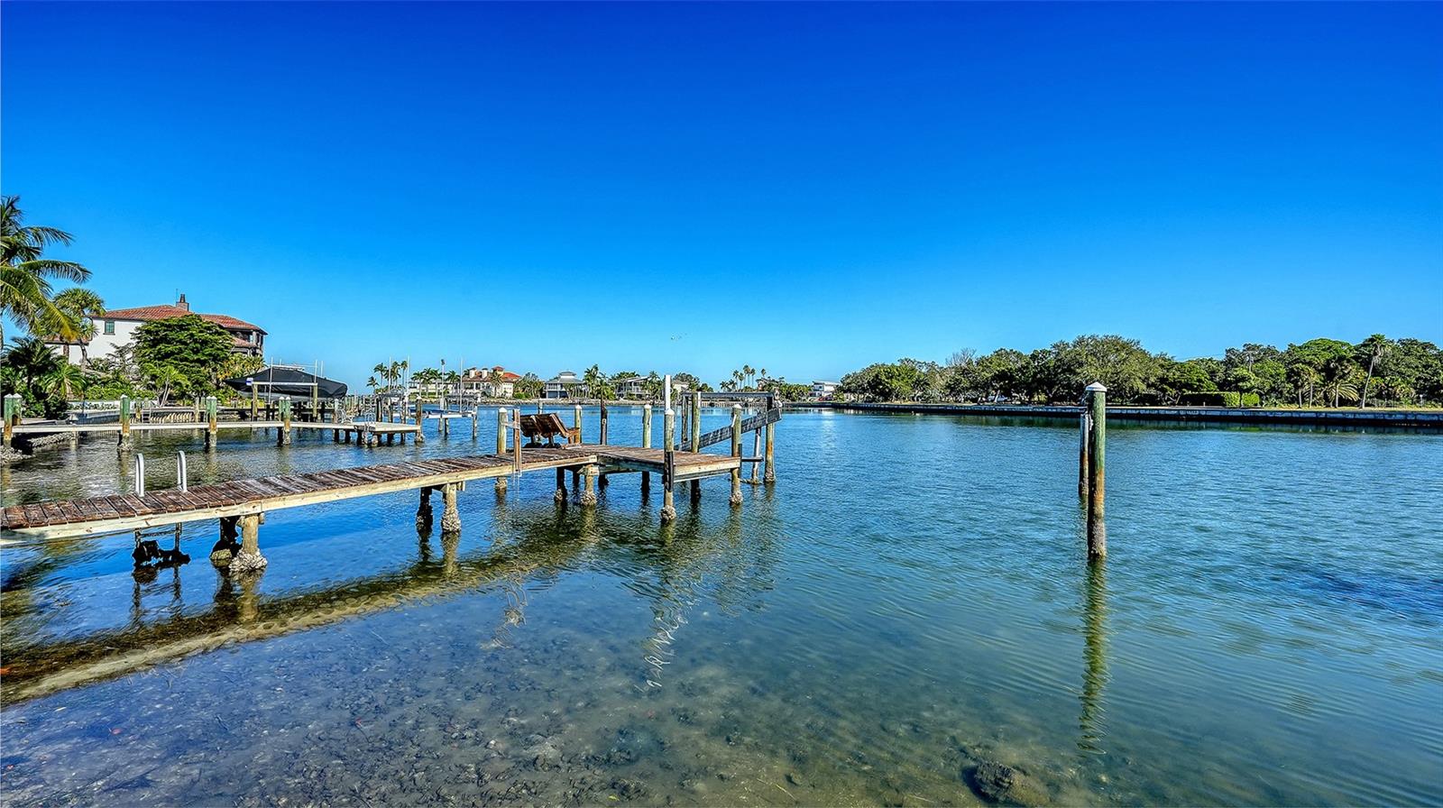 355 S SHORE DR — photo 7