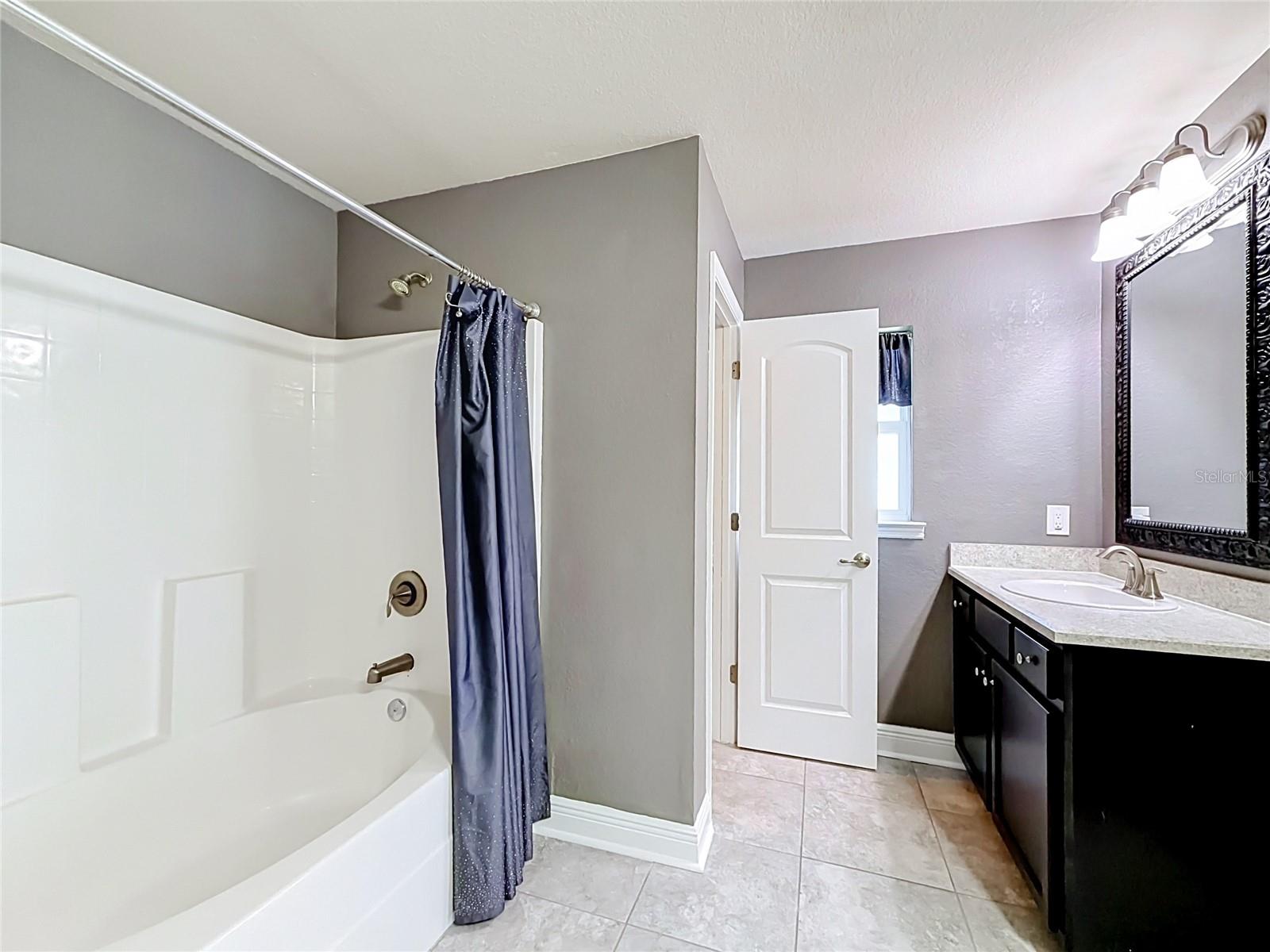 1741 SHEVLIN ST — photo 37