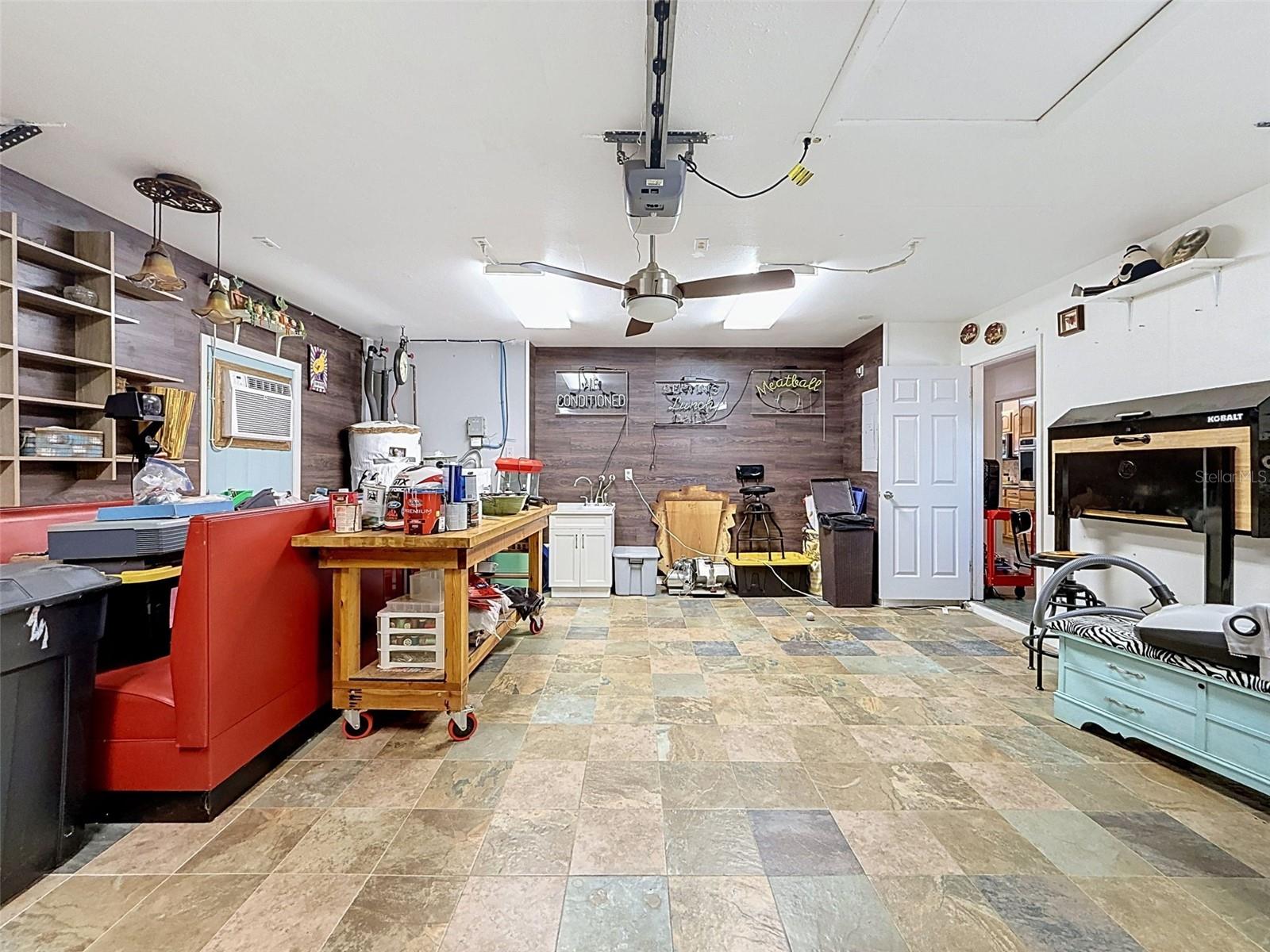 7813 LEO KIDD AVE — photo 38