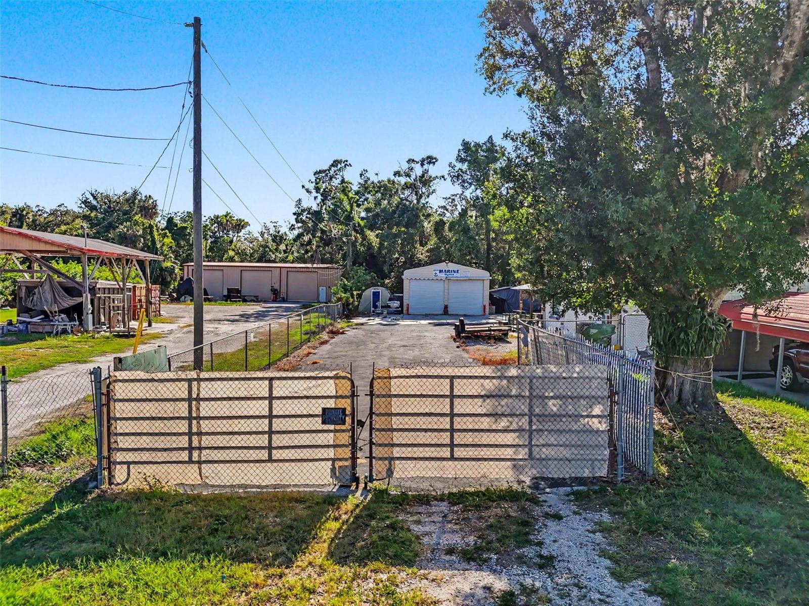 7813 LEO KIDD AVE — photo 20