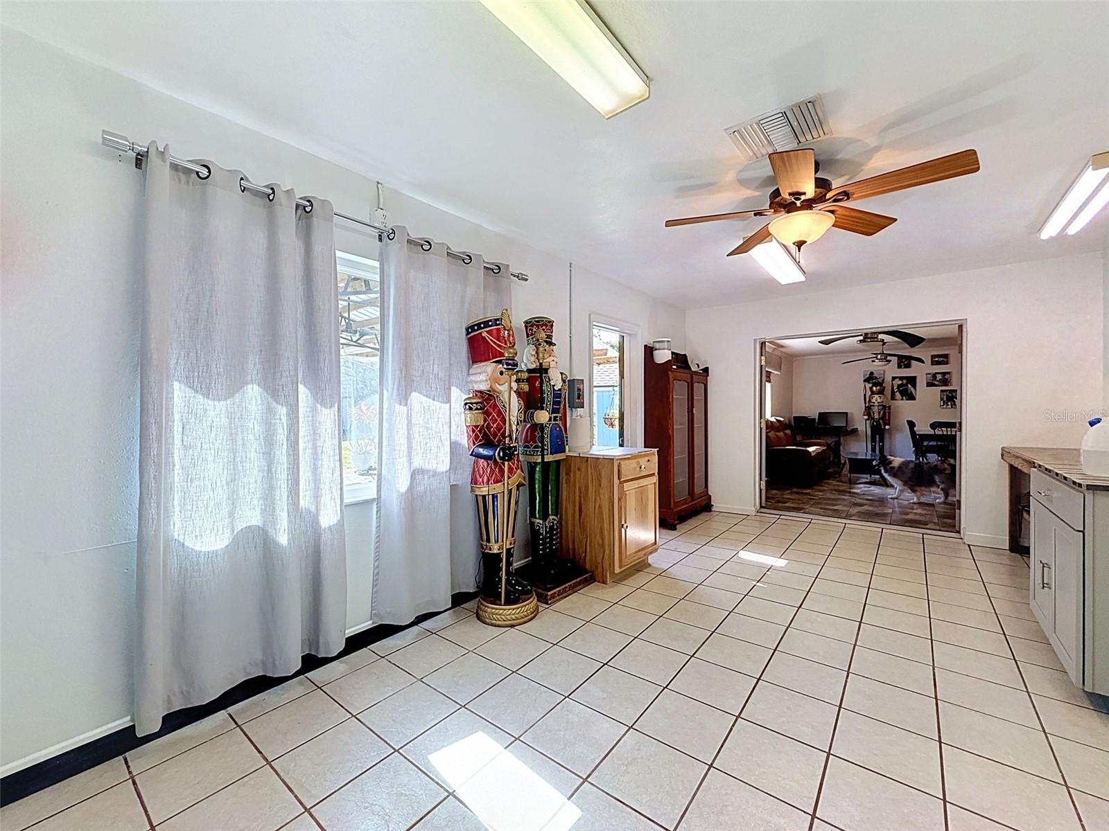 7813 LEO KIDD AVE — photo 61