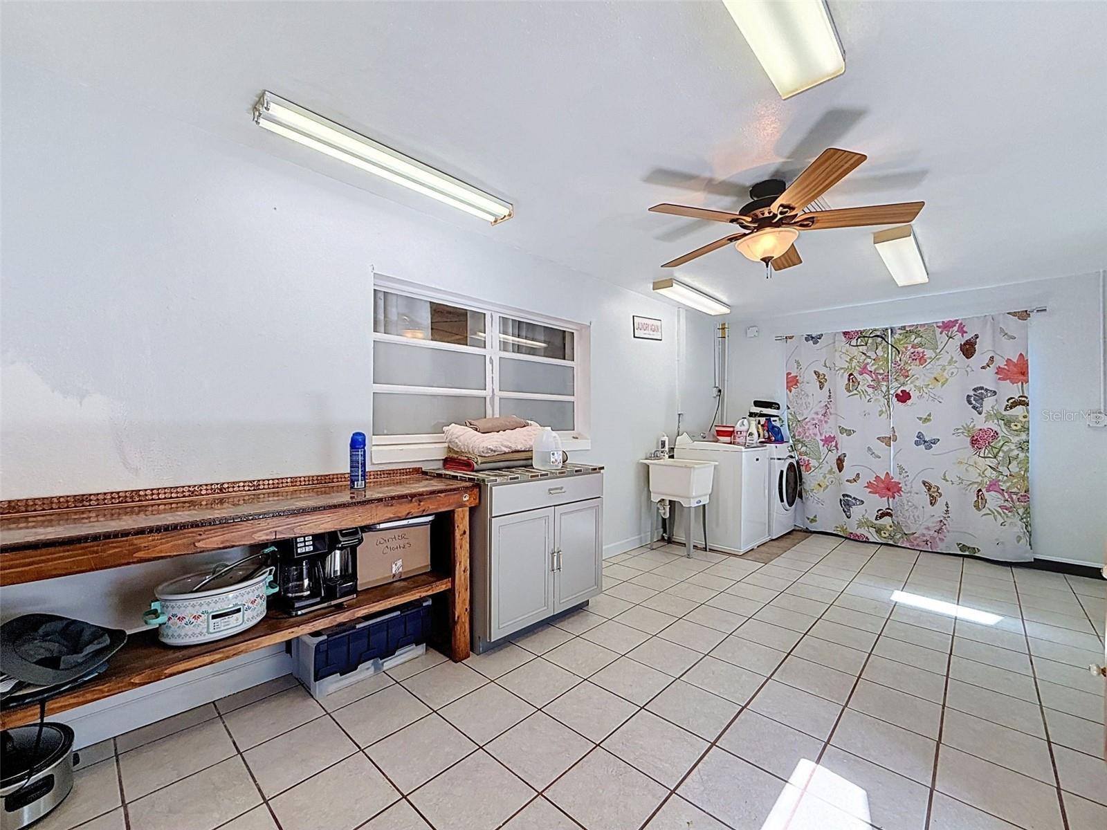 7813 LEO KIDD AVE — photo 36