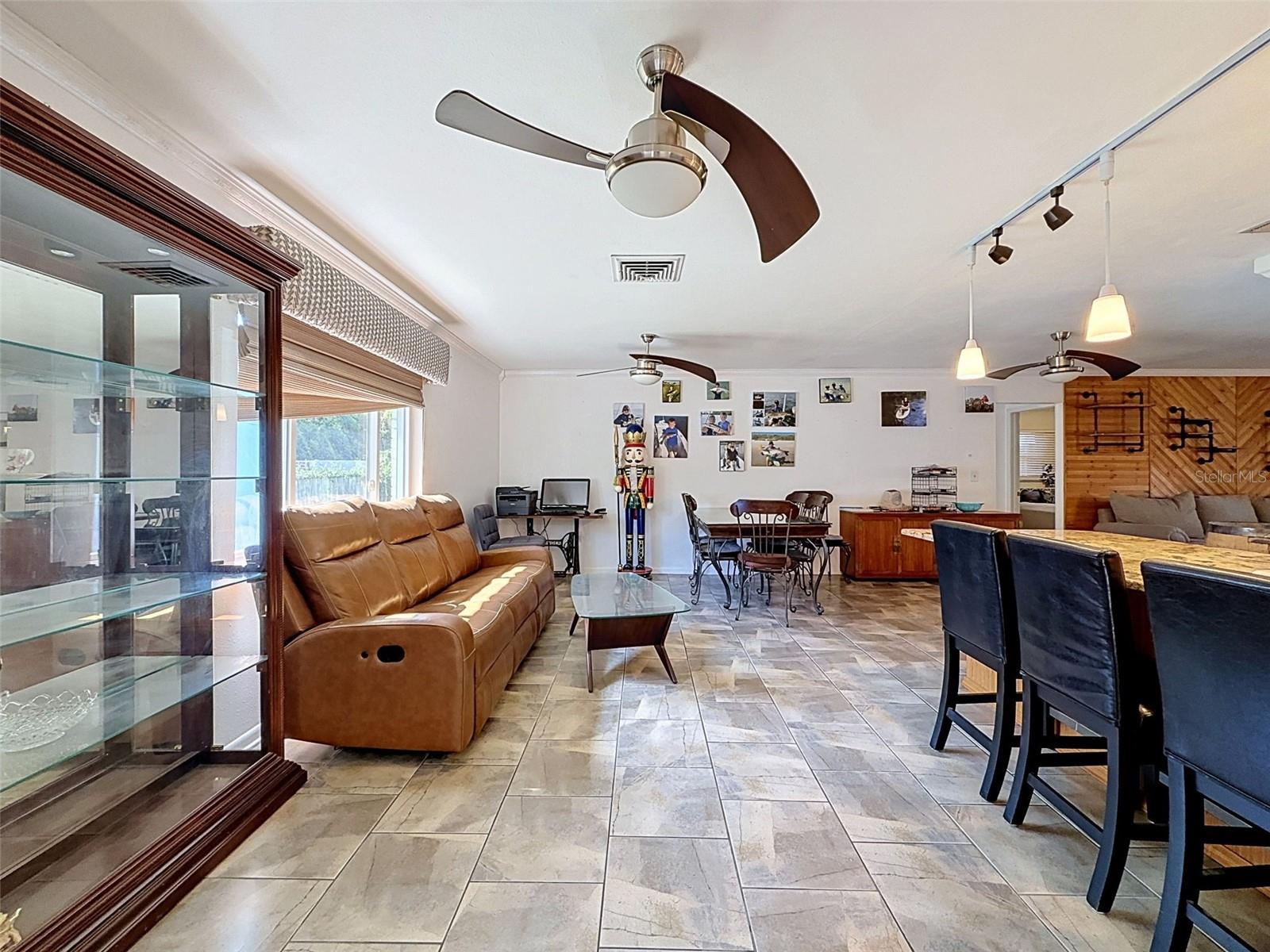 7813 LEO KIDD AVE — photo 59