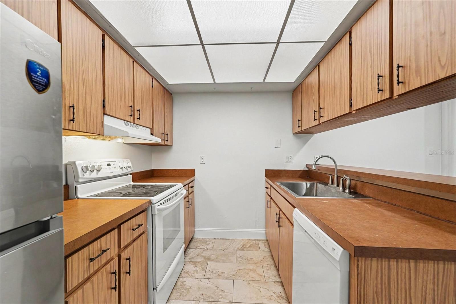 9208 N CONNECHUSETT RD #C — photo 11