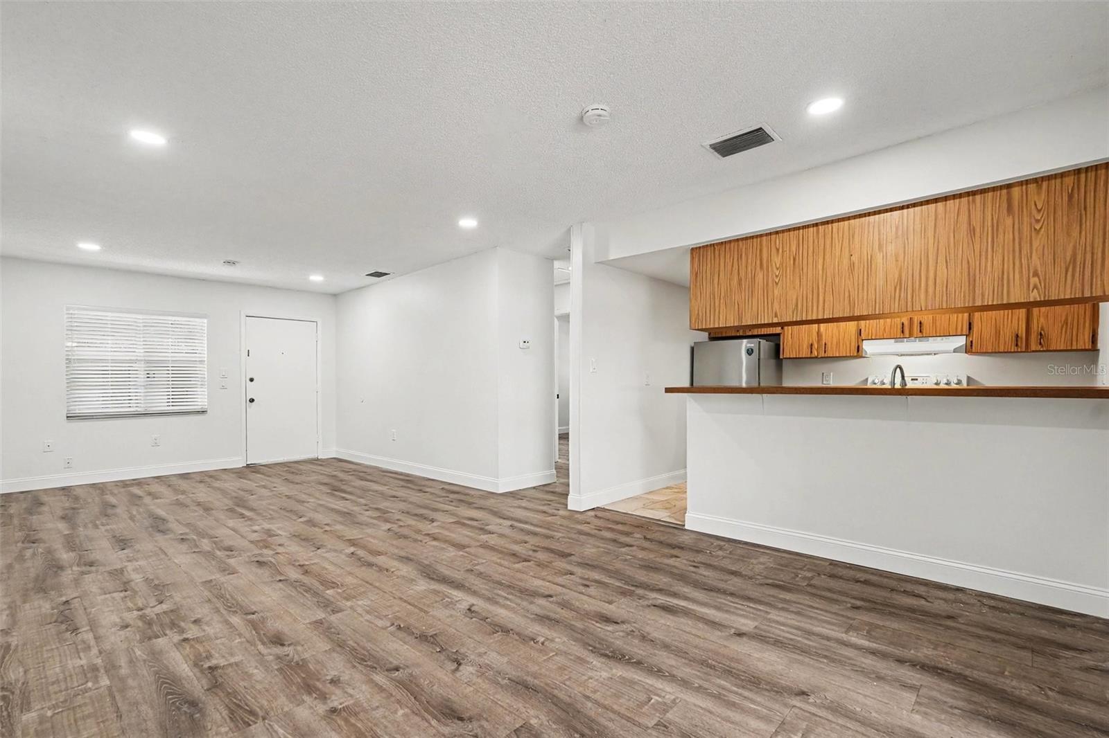 9208 N CONNECHUSETT RD #C — photo 8