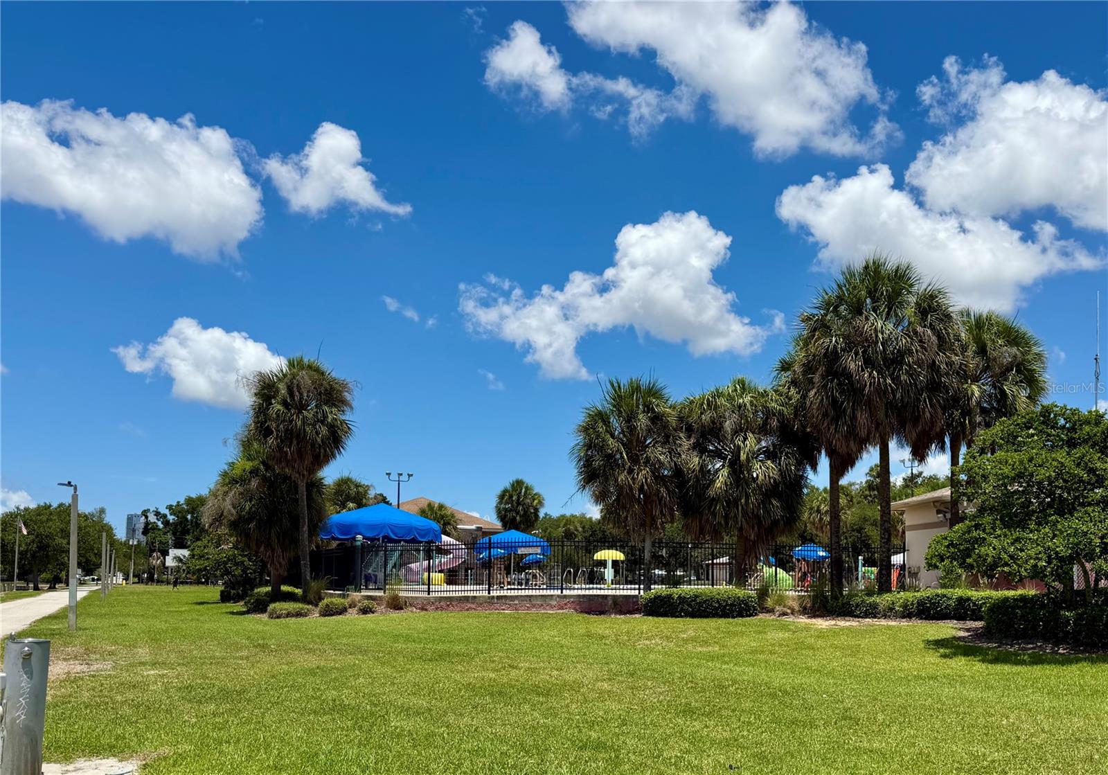 315 S BERMUDA BLVD — photo 30