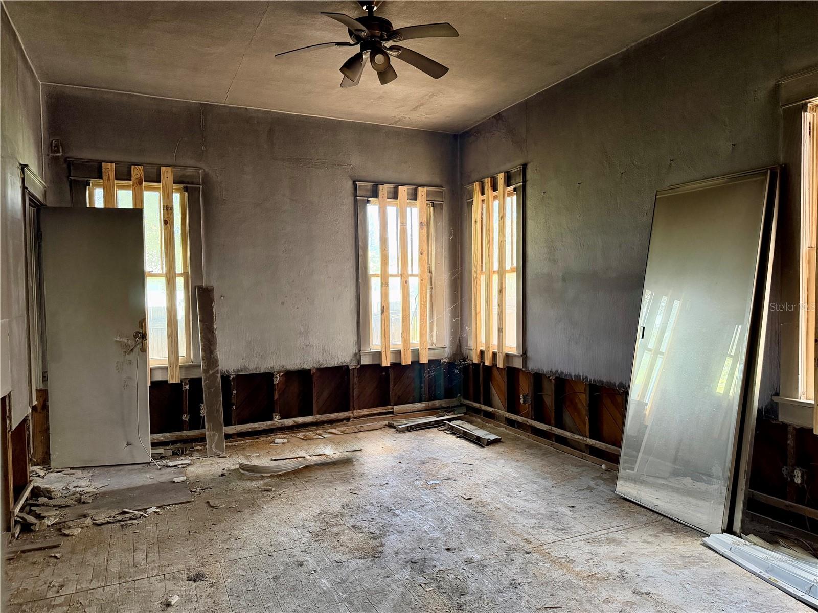 315 S BERMUDA BLVD — photo 21
