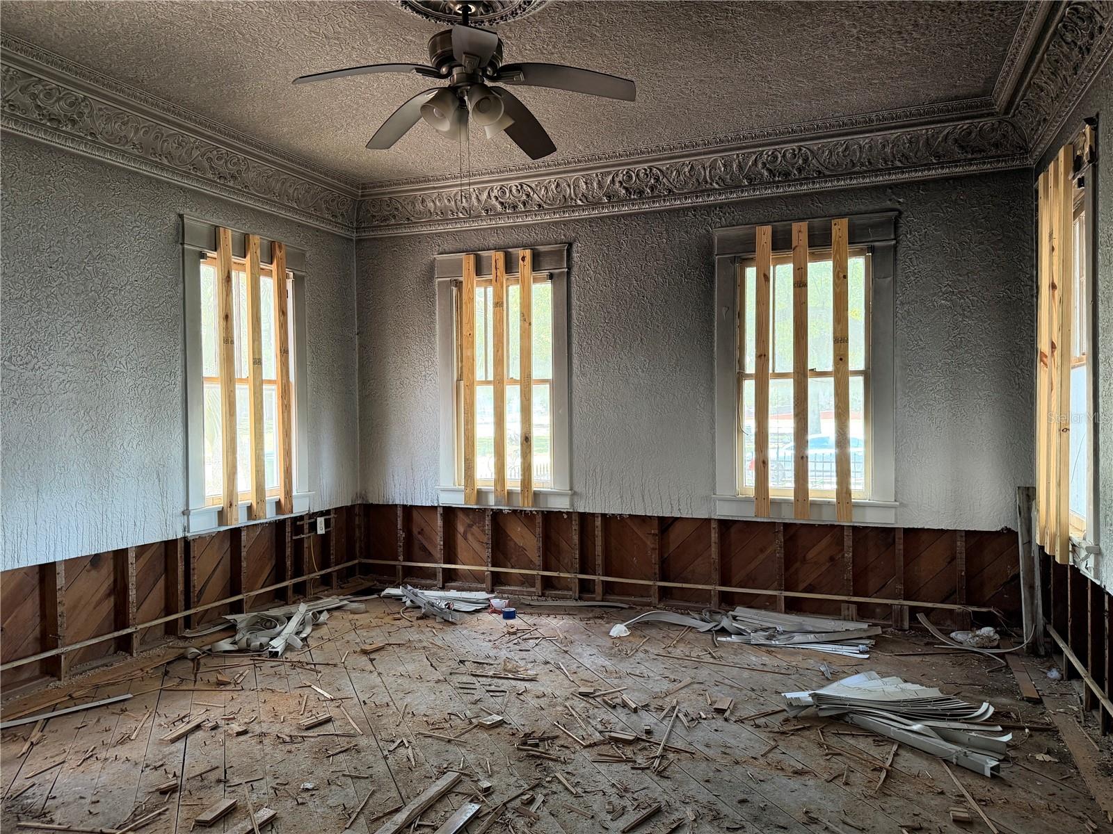 315 S BERMUDA BLVD — photo 19