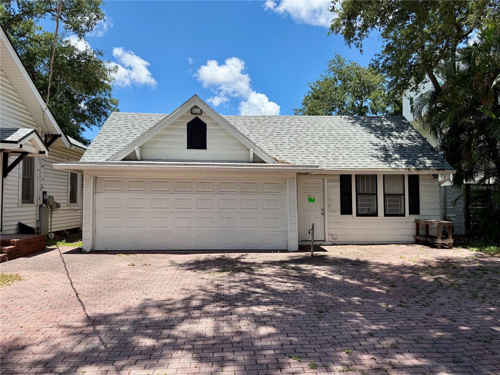 315 S BERMUDA BLVD — photo 9