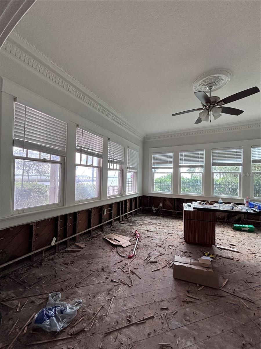 315 S BERMUDA BLVD — photo 18
