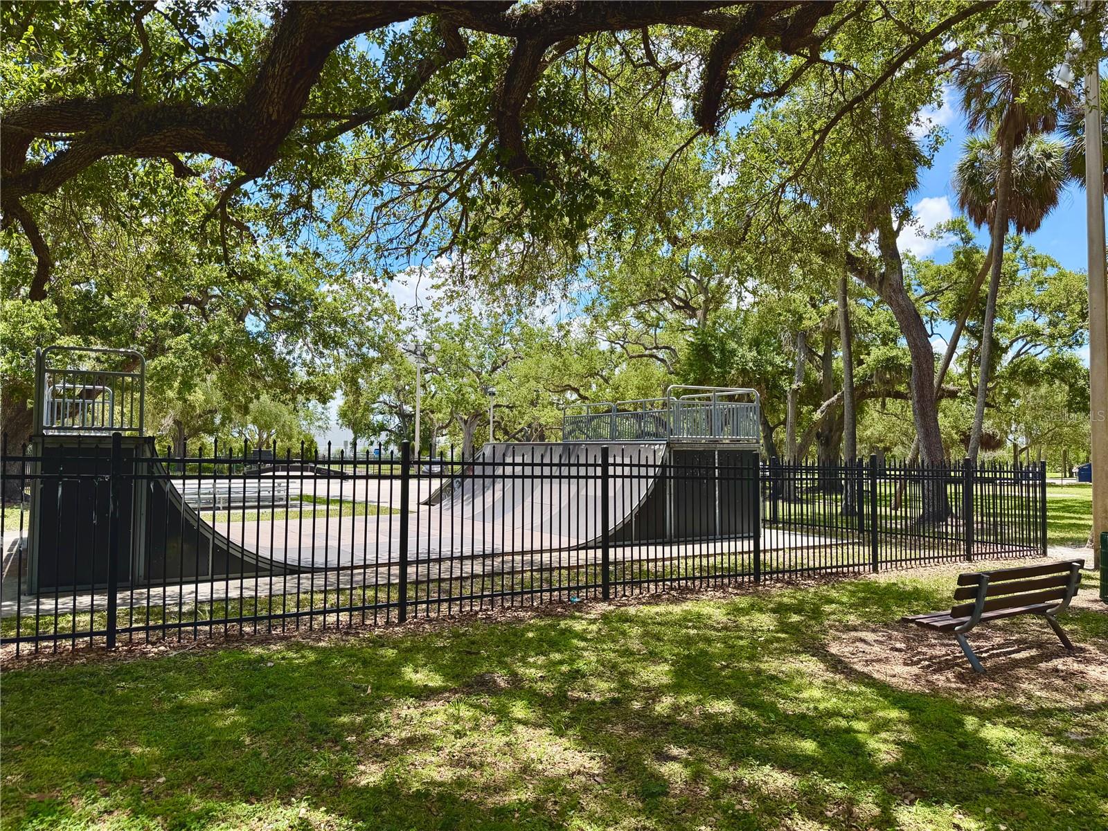315 S BERMUDA BLVD — photo 14
