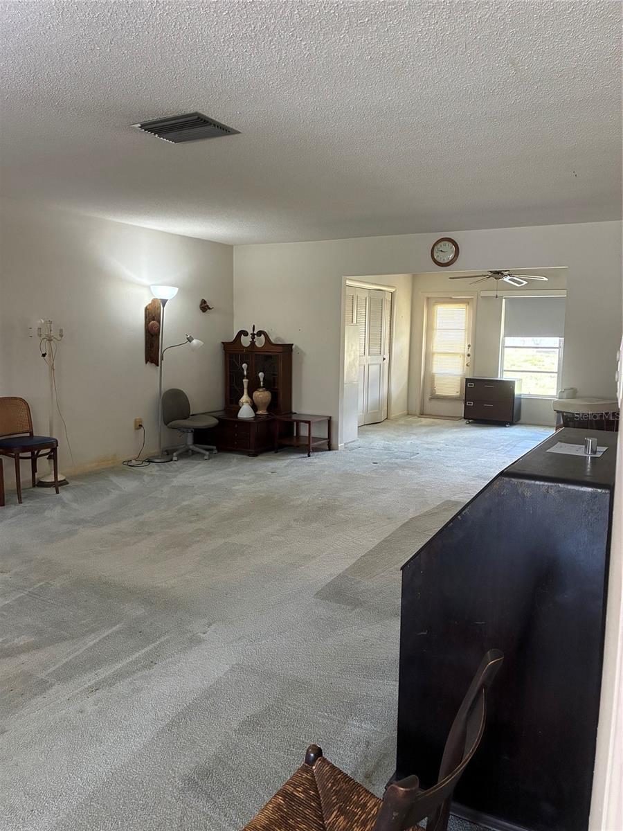 1657 S LAKE AVE #1 — photo 9
