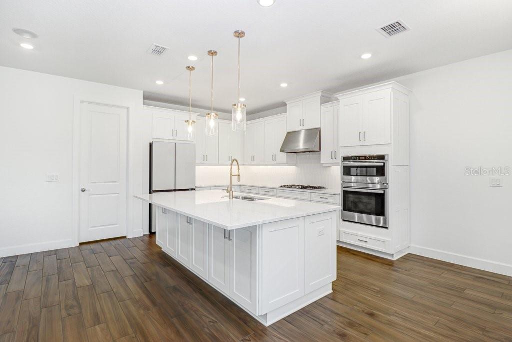 4911 CASERTA CT — photo 29