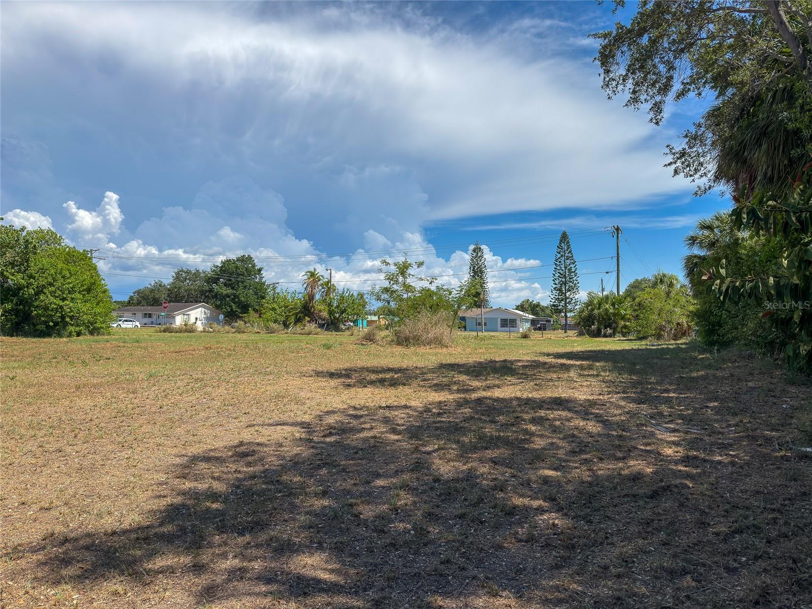 601 FLAMINGO DR — photo 12