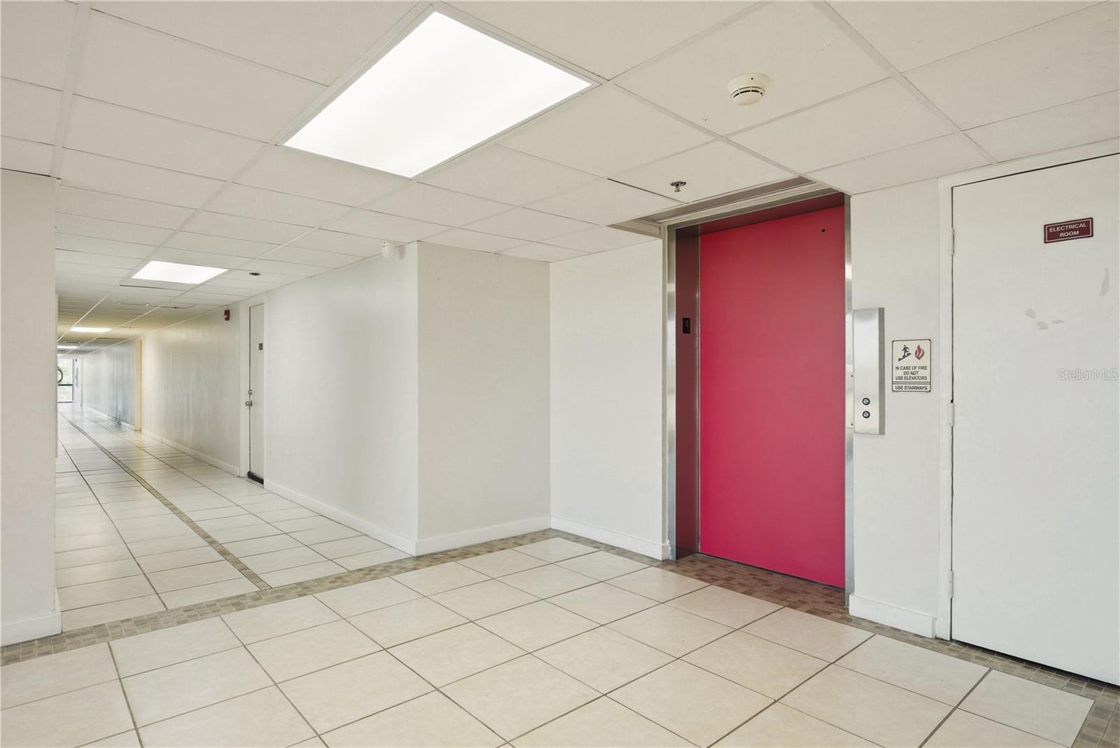 701 S MADISON AVE #420 — photo 2