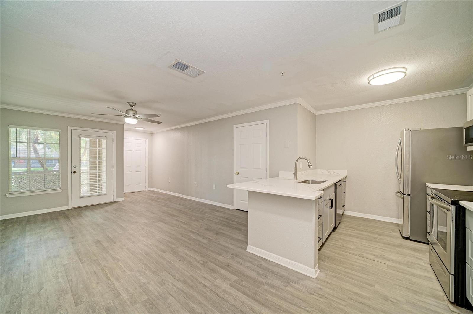 8932 MANOR LOOP #102 — photo 15