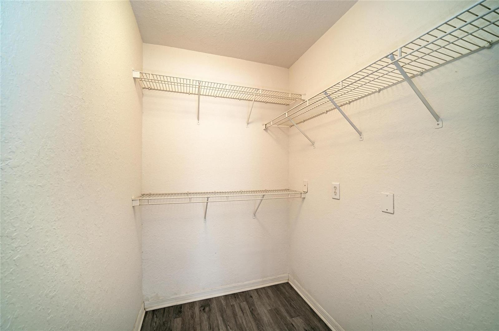 8932 MANOR LOOP #102 — photo 27
